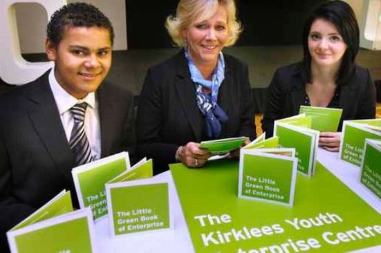 joan-young-c-pictured-with-students-cameron-drain-and-ellen-macwilliams-87879790