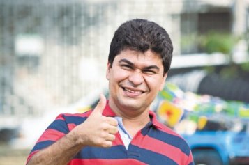 ef33c62ca61b49a811e3f52c4b28de3b